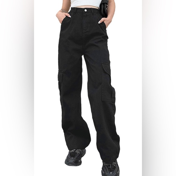 Pants - Black Cargo Pants